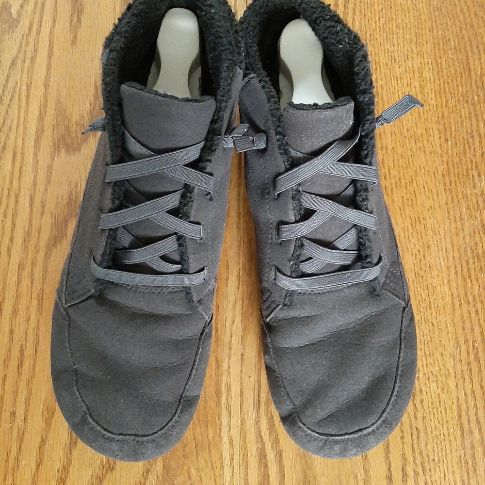 Patagonia Men's Gray Advocate Chukka Performance Footwear Lightweight Shoes 9